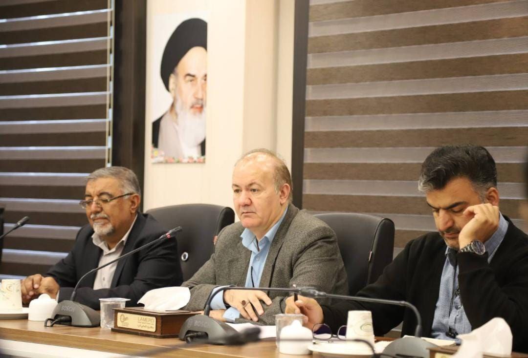 &nbsp;۷۰درصد صادرات استان فارس از گمرک منطقه اقتصادی لامرد انجام می شود