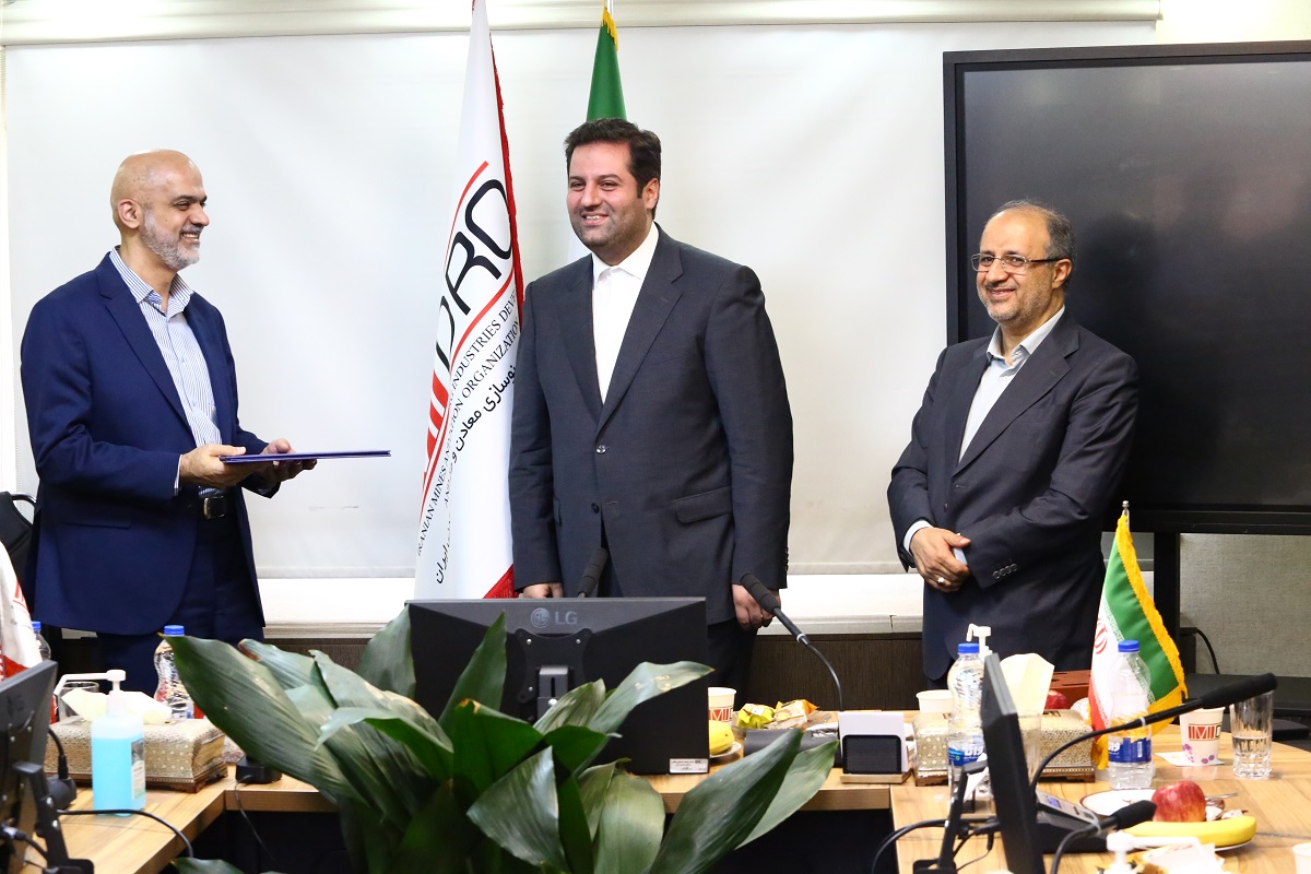 عزم جدی وزارت صمت برای ایجاد تحول در بخش معدن/ داشتن برنامه&zwnj;ریزی دقیق برای نقش&zwnj;آفرینی فعال و هم&zwnj;افزا برای رشد تولید در بخش معدن
