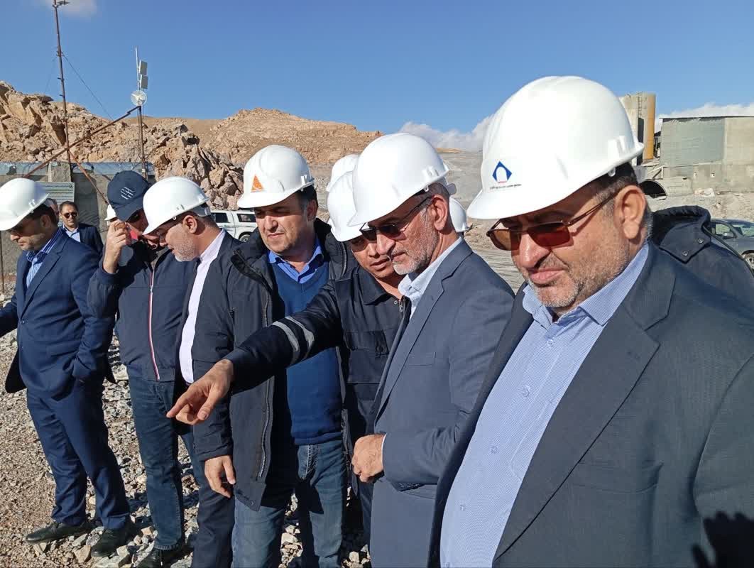 توسعه فعالیت&zwnj;های معدن  سرب و روی انگوران با تعریف پروژه&zwnj;های جدید/ عملکرد مطلوب انگوران در ایفای مسئولیت&zwnj;های اجتماعی 
