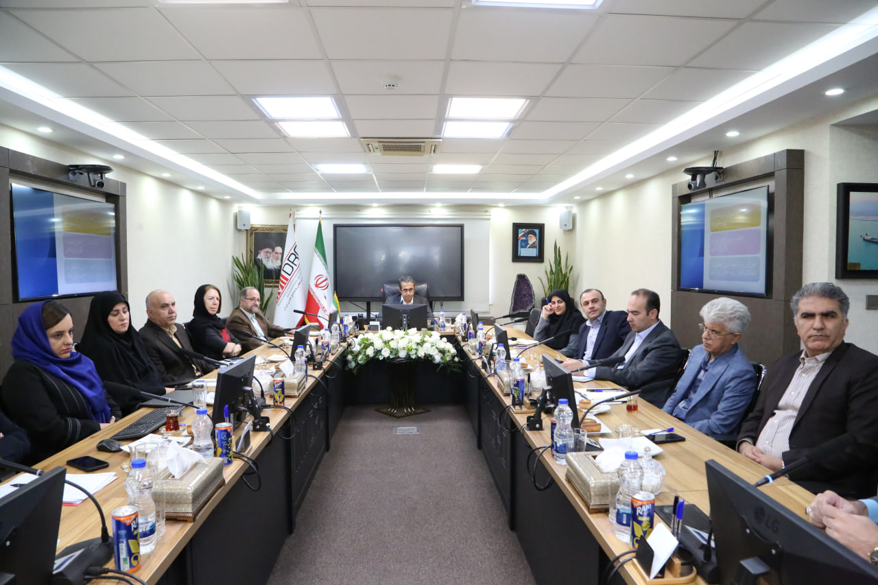 Aghajanlou announced: Interaction with the private sector for the optimal leadership of the companies