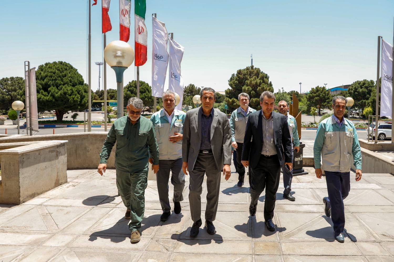 حضور رئیس هیات عامل ایمیدرو در فولاد مبارکه و تأکید بر تداوم جریان تولید