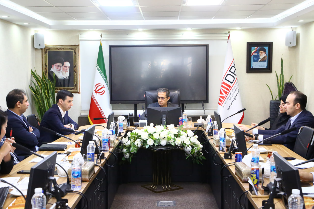 "چادرملو" بر استراتژی حفظ تاب آوری و کیفیت محصول، تمرکز کند