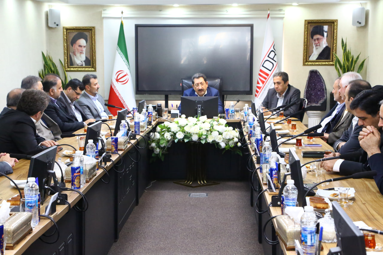 تاکید بر "پروژه های ایجادی" و "فعال کردن محدوده های معدنی" از سوی ایمیدرو/ اهمیت نقش ایمیدرو در تحقق استقلال اقتصادی و افزایش تولید ناخالص داخلی