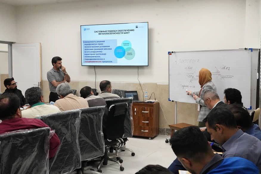 Specialized course on "Meteorology and Mine Ventilation" begins in Tabas with the presence of Russian instructors
