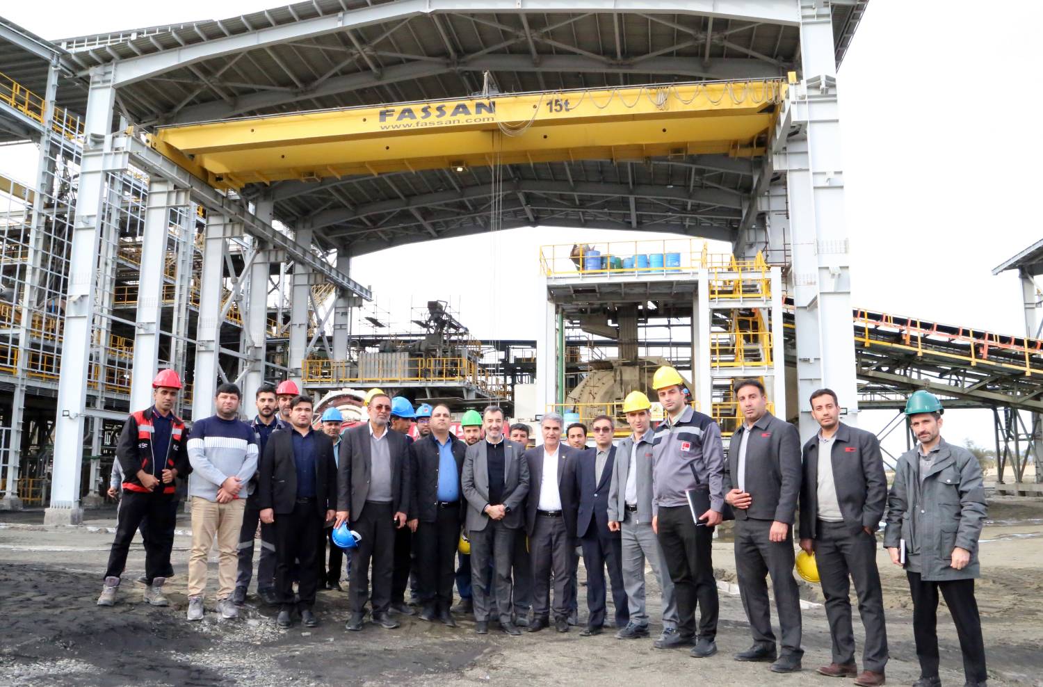 آمادگی همکاری ایمیدرو با دانش&zwnj;بنیان&zwnj;ها برای بومی&zwnj;سازی دانش تولید تیتانیوم